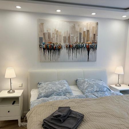 Lovely Home Suite In Нюрнберг Екстер'єр фото
