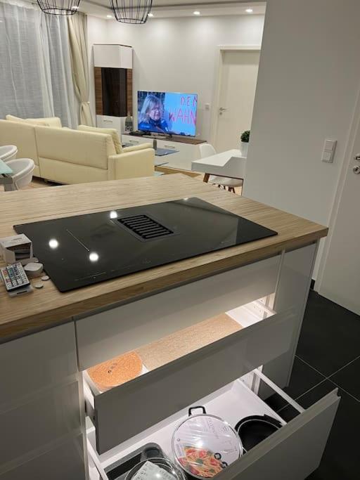Lovely Home Suite In Нюрнберг Екстер'єр фото