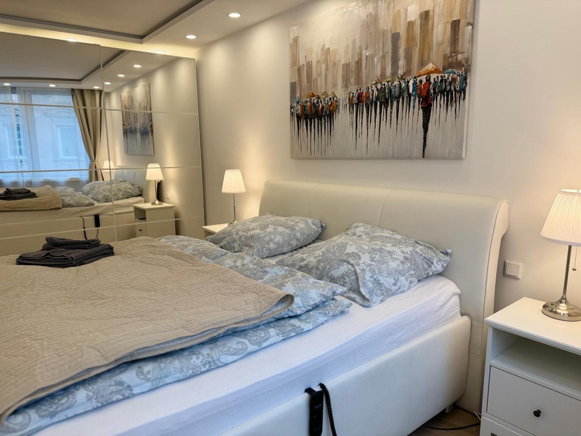 Lovely Home Suite In Нюрнберг Екстер'єр фото